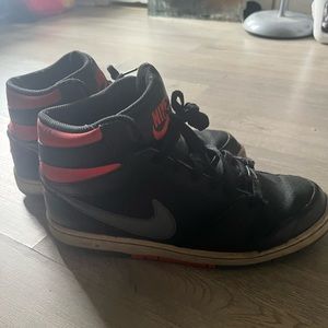 Nike Prestige IV High